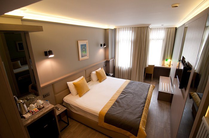 Seraglio Hotel and Suites Istanbul — Guest room