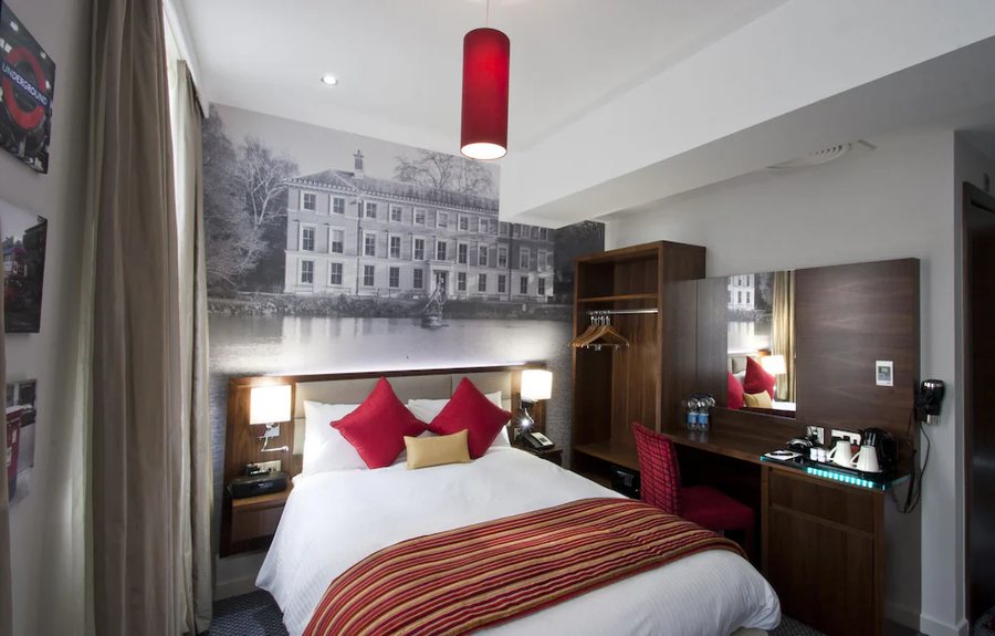 Seraphine Hammersmith Hotel — Guest room