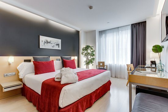 Sercotel Caspe Barcelona Catalonia — Guest room