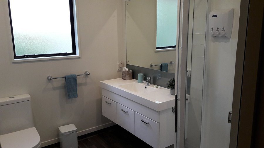 Serenity — Bathroom