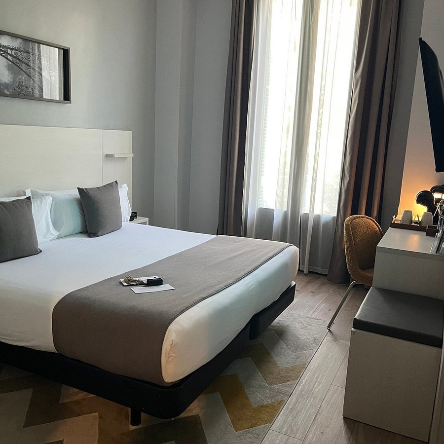 Serhs Carlit Boutique Hotel Barcelona Catalonia — Guest room