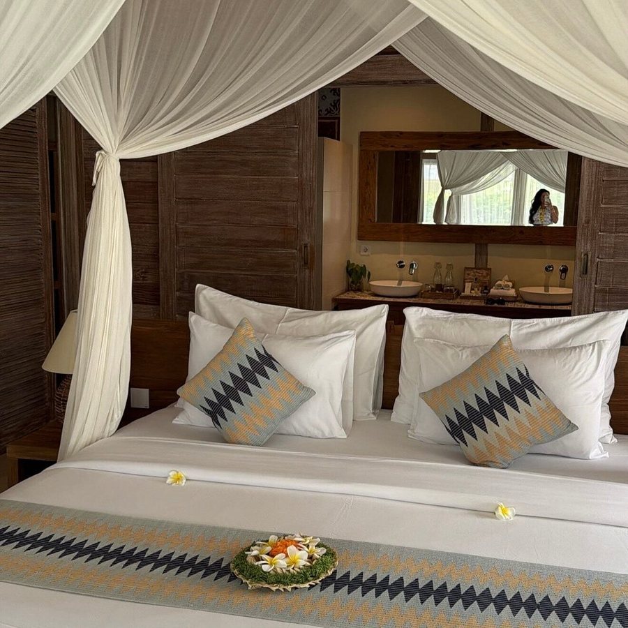 Seven Dreams A Pramana Experience — Guest room
