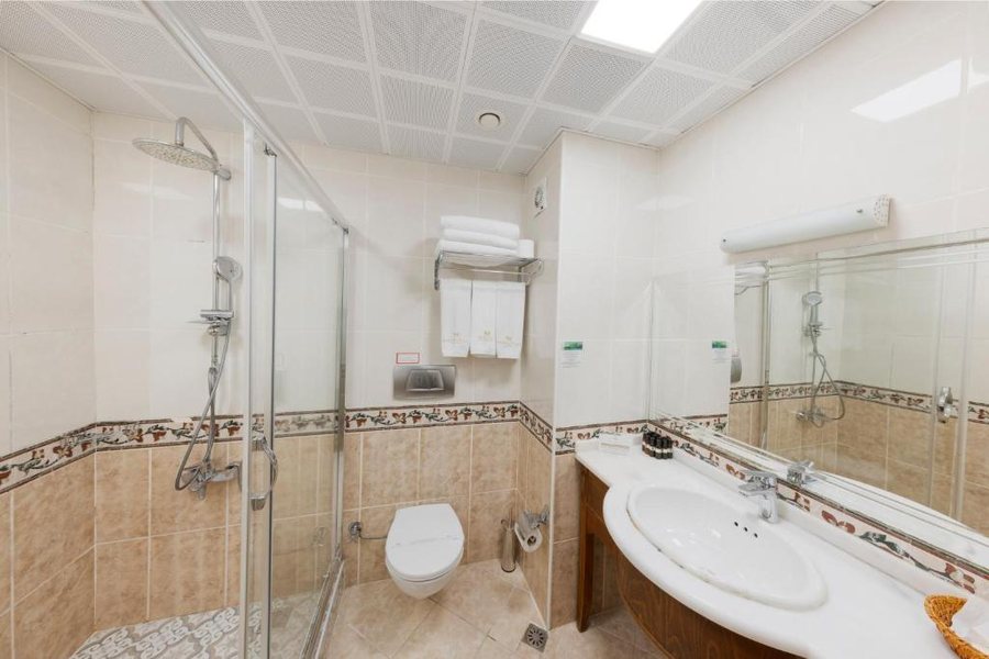 Seven Hills Hotel Istanbul — Bathroom