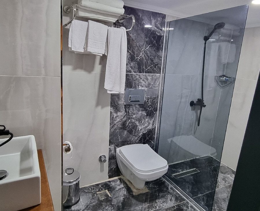 Seyithan Palace Hotel Istanbul — Bathroom