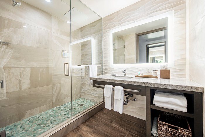 Shade Hotel — Bathroom