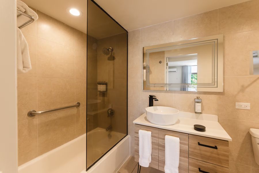 Shadow Palm — Bathroom