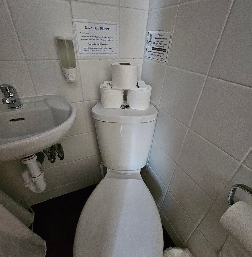 Shakespeare Hotel — Bathroom