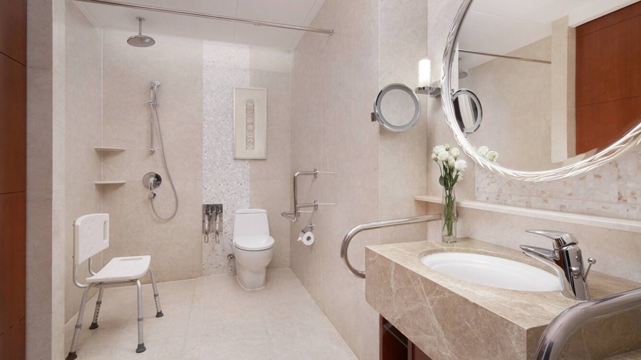 Shanghai Marriott Marquis City Centre — Bathroom