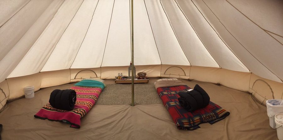 Shash Dine EcoRetreat — Guest room
