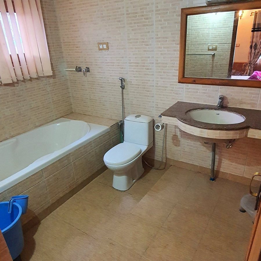 Shaw Resort 11 — Bathroom