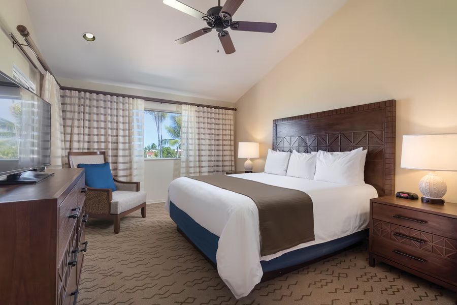 Shell Vacations Club Kona Coast Resort — Guest room