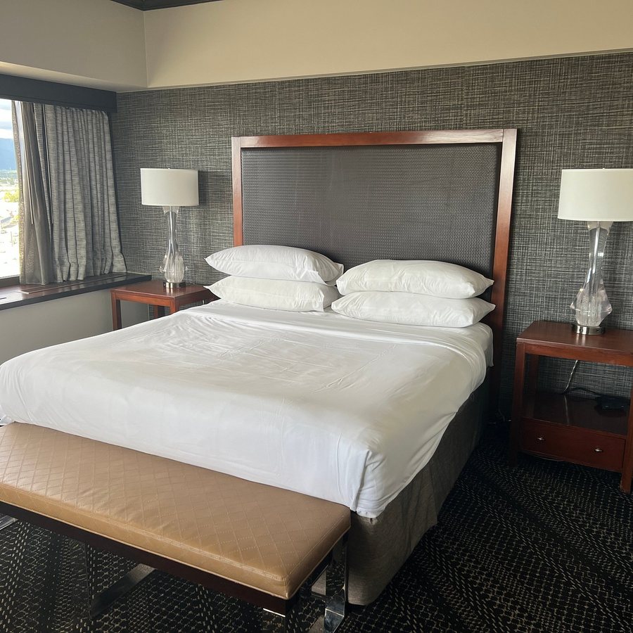 Sheraton Anchorage Hotel — Guest room
