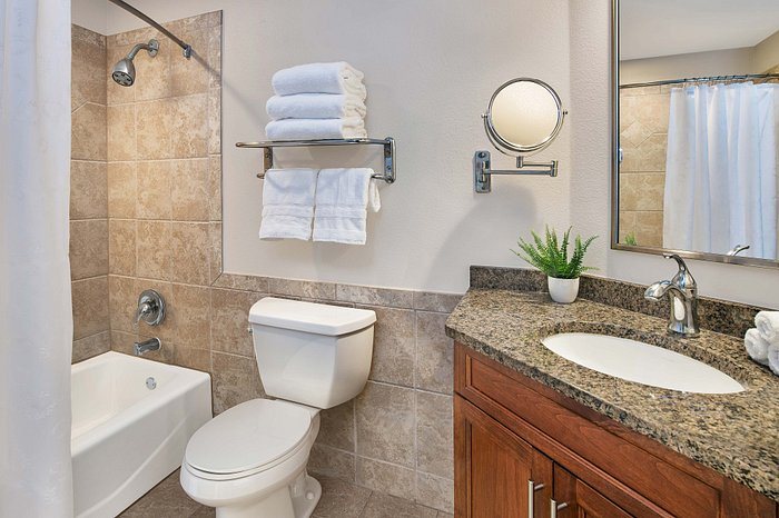 Sheraton Broadway Resort Villas — Bathroom