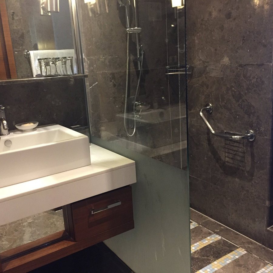 Sheraton Istanbul Atakoy Hotel Istanbul — Bathroom