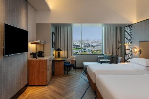 Sheraton Mall of the Emirates Hotel Dubai — Guest room