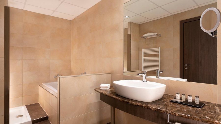 Sheraton Milan San Siro — Bathroom