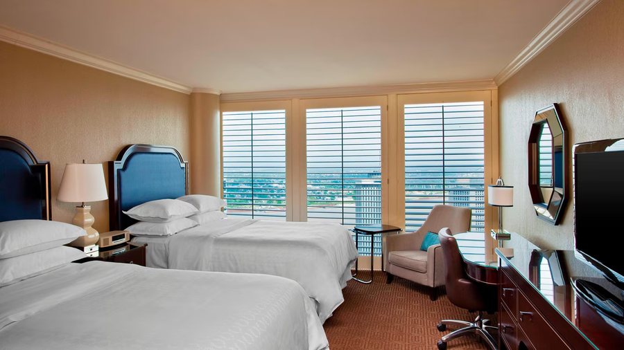 Sheraton New Orleans Hotel — Guest room