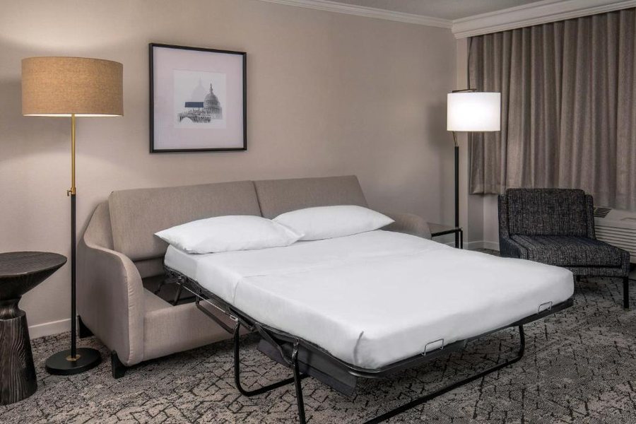 Sheraton Pentagon City Hotel — Guest room