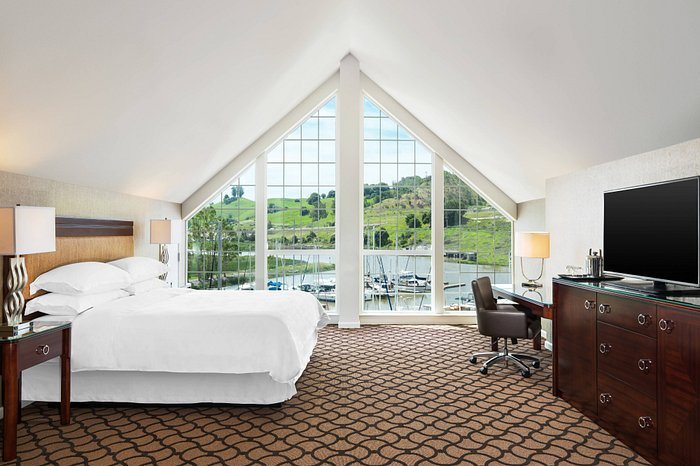 Sheraton Sonoma Wine Country Petaluma — Guest room
