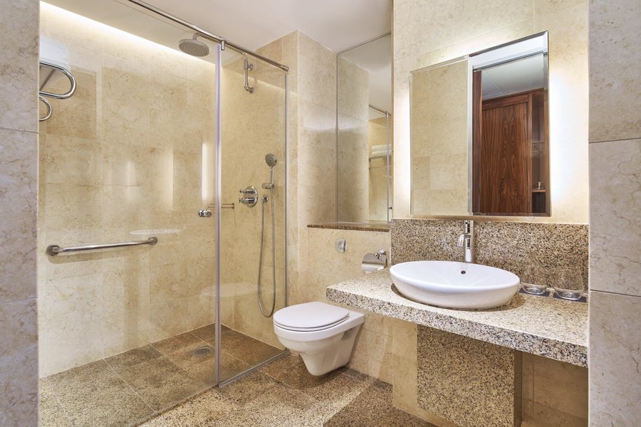 Sheraton Towers Singapore — Bathroom