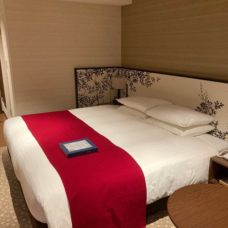Shiba Park Hotel — Guest room