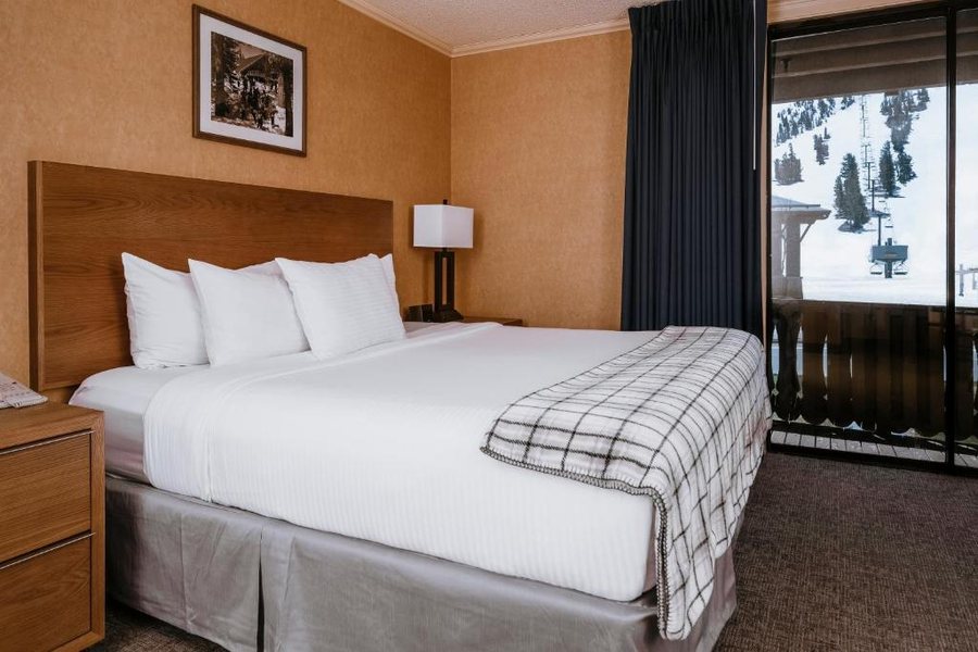 Shilo Inns Mammoth Lakes — Guest room
