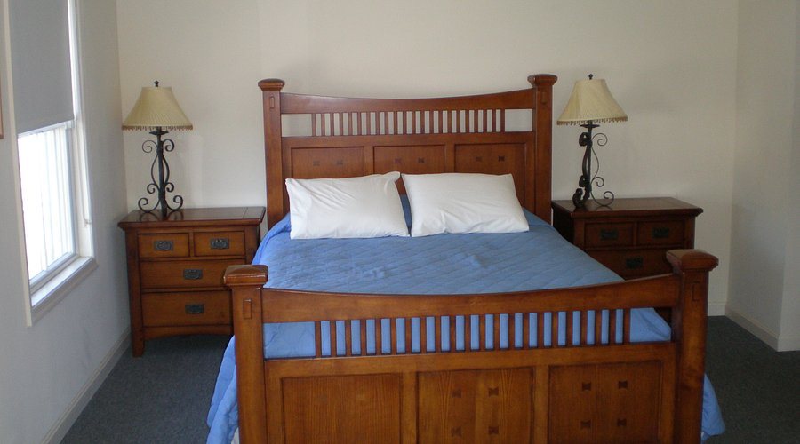 Shoreham Inn — Guest room