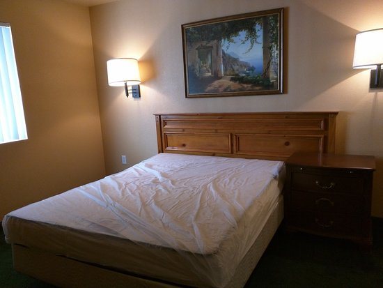 Siegel Suites Tropicana Las Vegas Nevada — Guest room