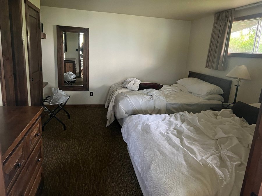 Signal Mountain Lodge — Guest room