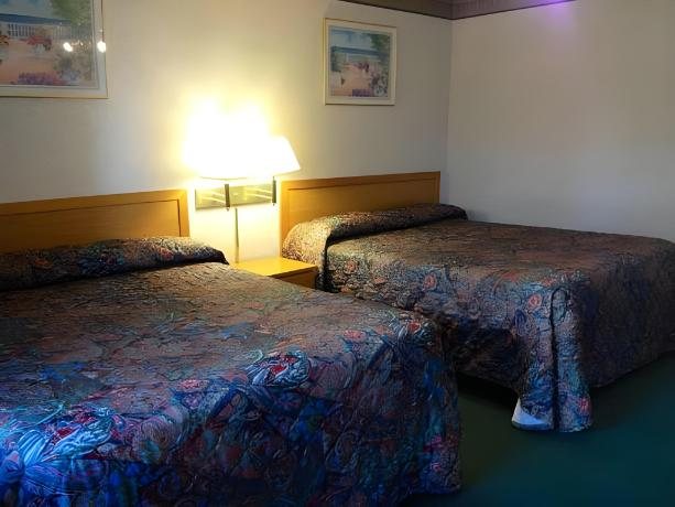 Signature Inn Merced Yosemite Parkway — Guest room