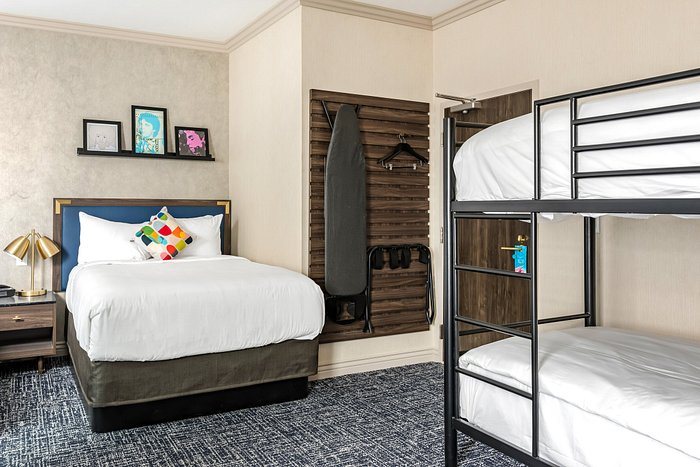 Signature San Francisco — Guest room