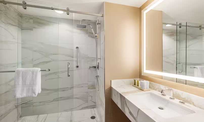 Signia by Hilton La Cantera Resort Spa — Bathroom