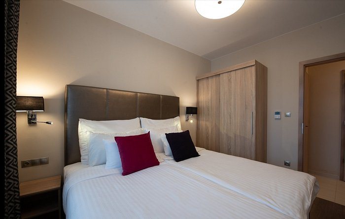 Silver Crown Hotel Residence — Guest room