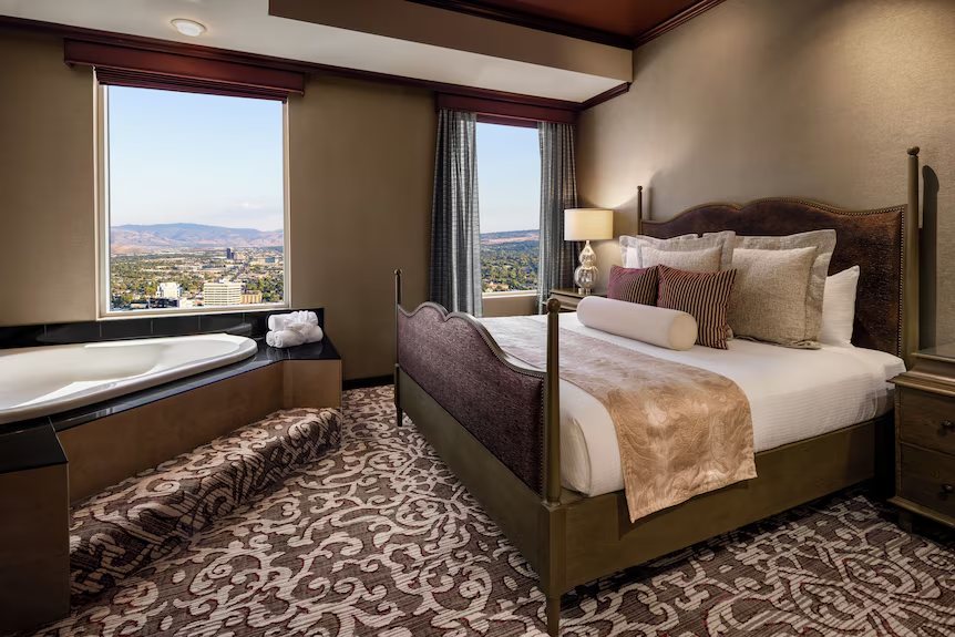 Silver Legacy Resort Casino — Guest room