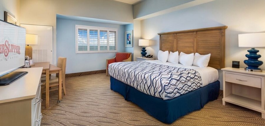 Silver Slipper Casino Hotel — Guest room