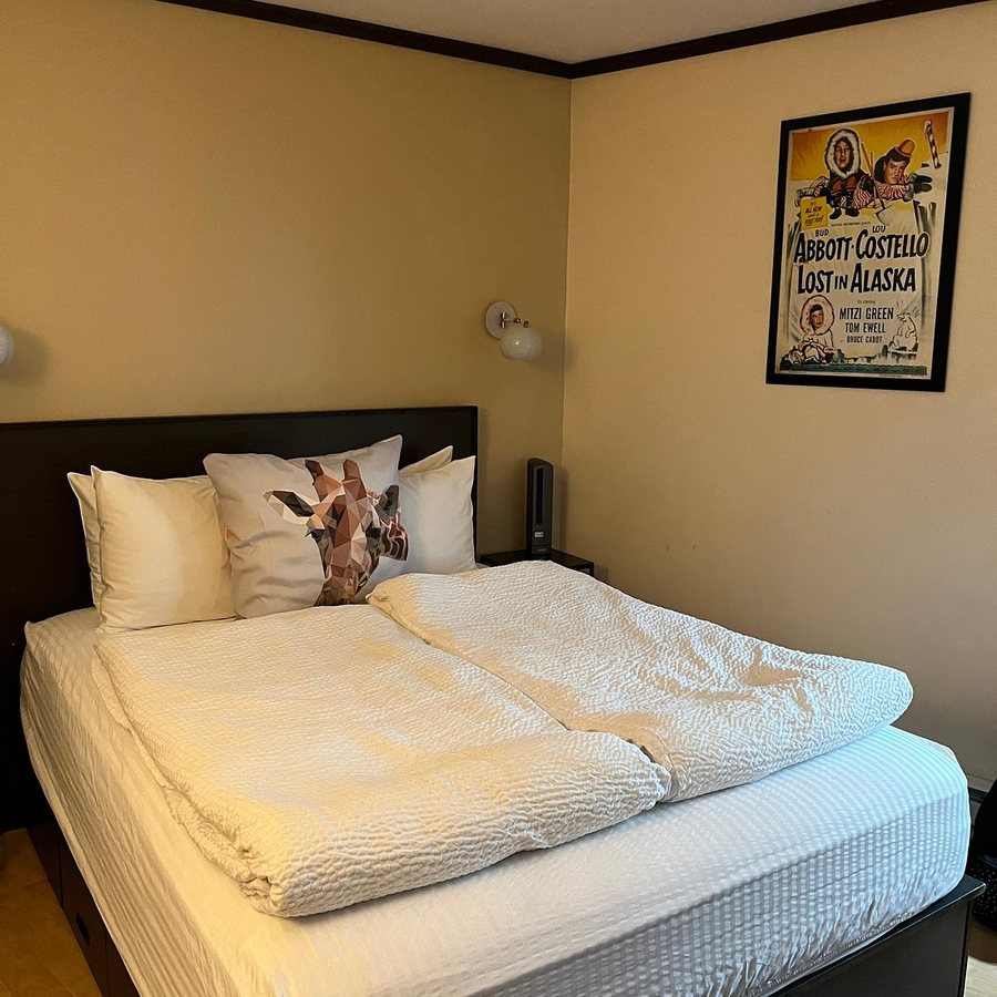 Silverbow Inn — Guest room