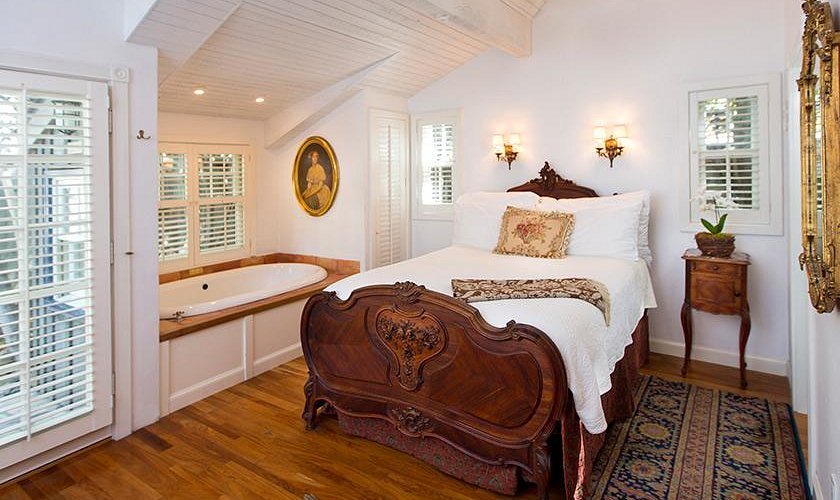 Simpson House Inn — Guest room