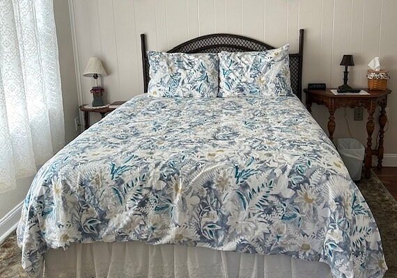 Simpson s Bed Breakfast — Guest room