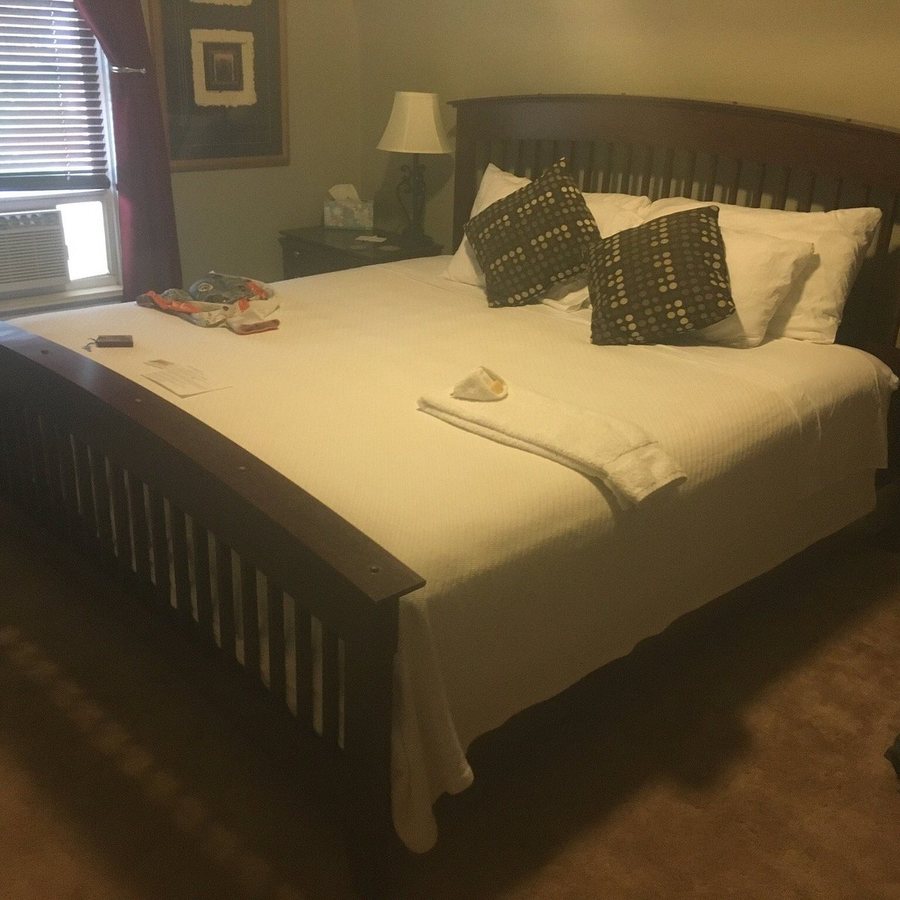 Sinawav Trail Lodge — Guest room