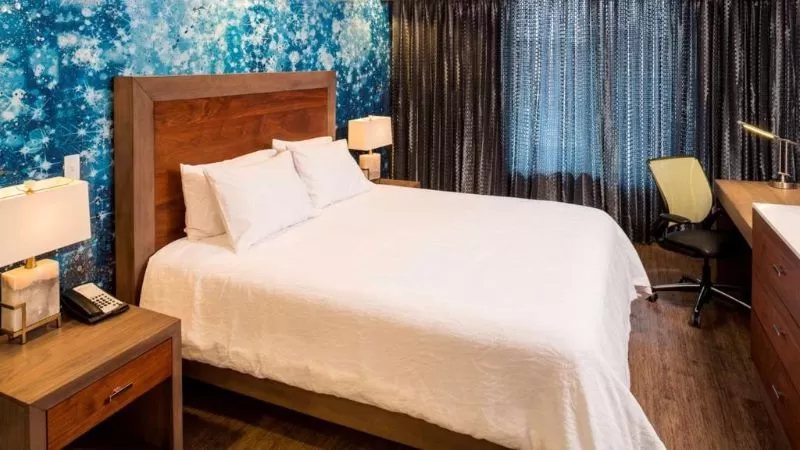 Sioux Falls KOA Journey — Guest room