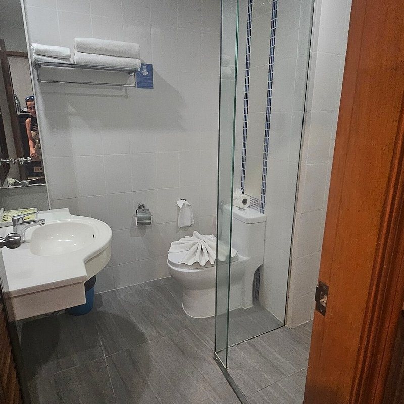 Sira Grande Hotel And Spa — Bathroom