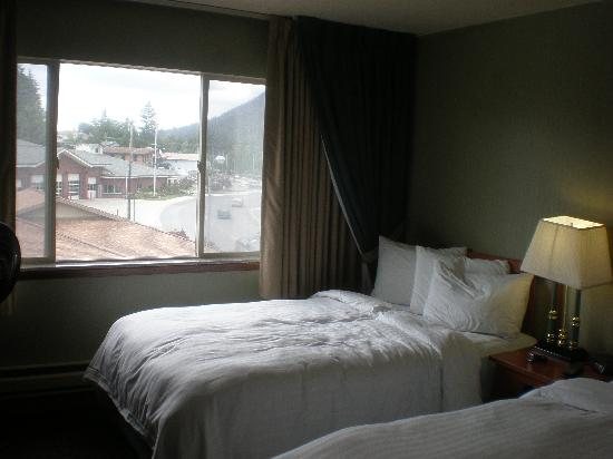 Sitka Hotel — Guest room