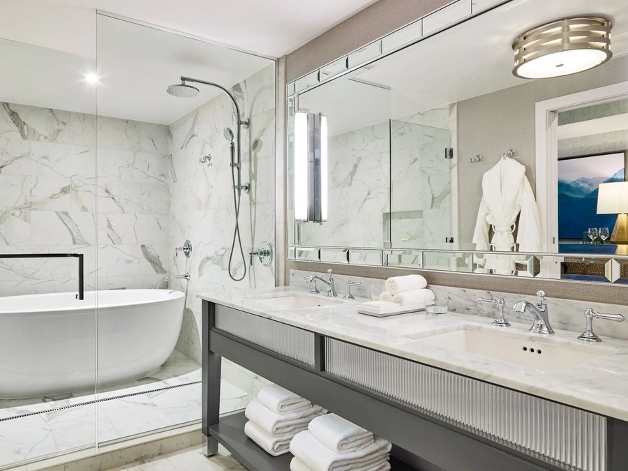 Sitzmark Vail — Bathroom