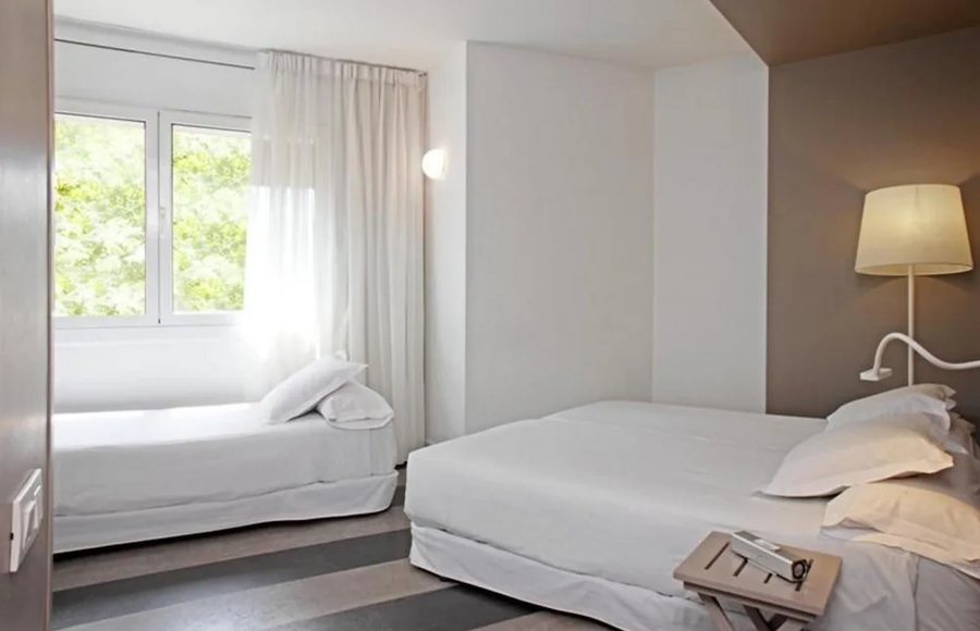Sixties Ramblas Barcelona Catalonia — Guest room