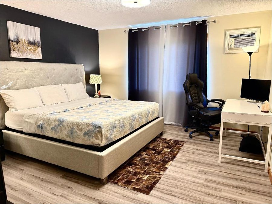 Skaneateles Inn on 20 — Guest room