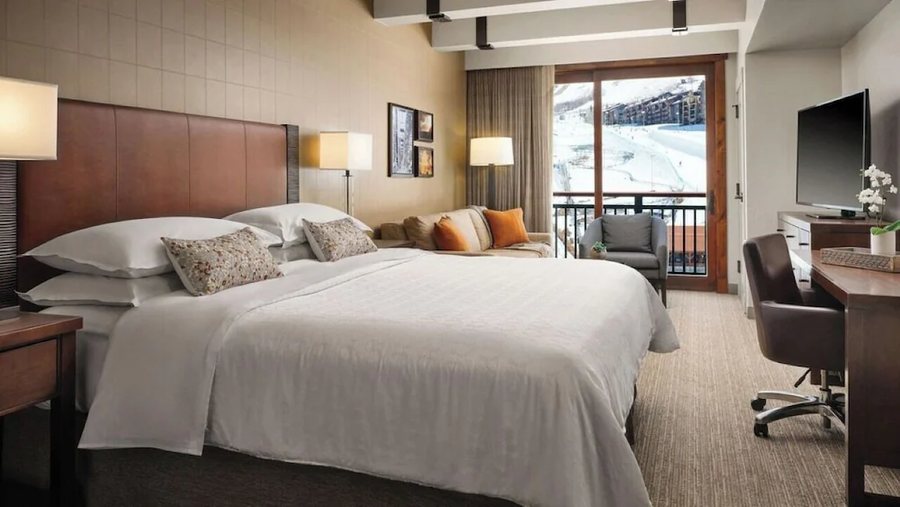 Ski Trail Condominiums — Guest room