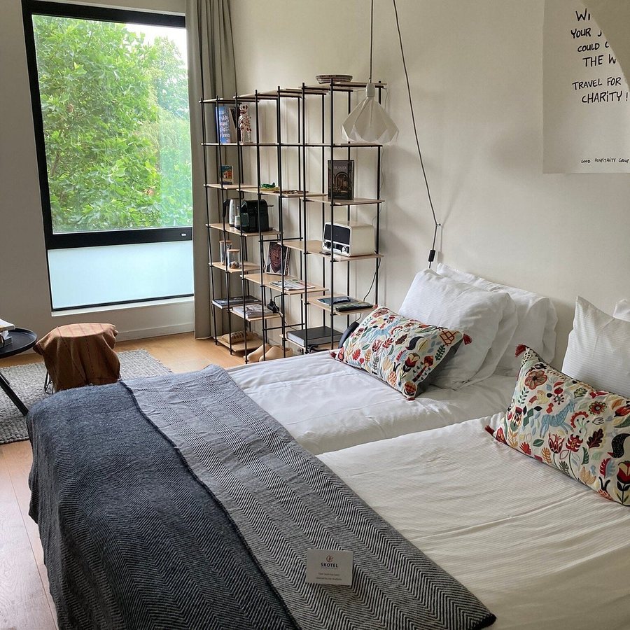 Skotel Amsterdam Hotelschool The Hague — Guest room