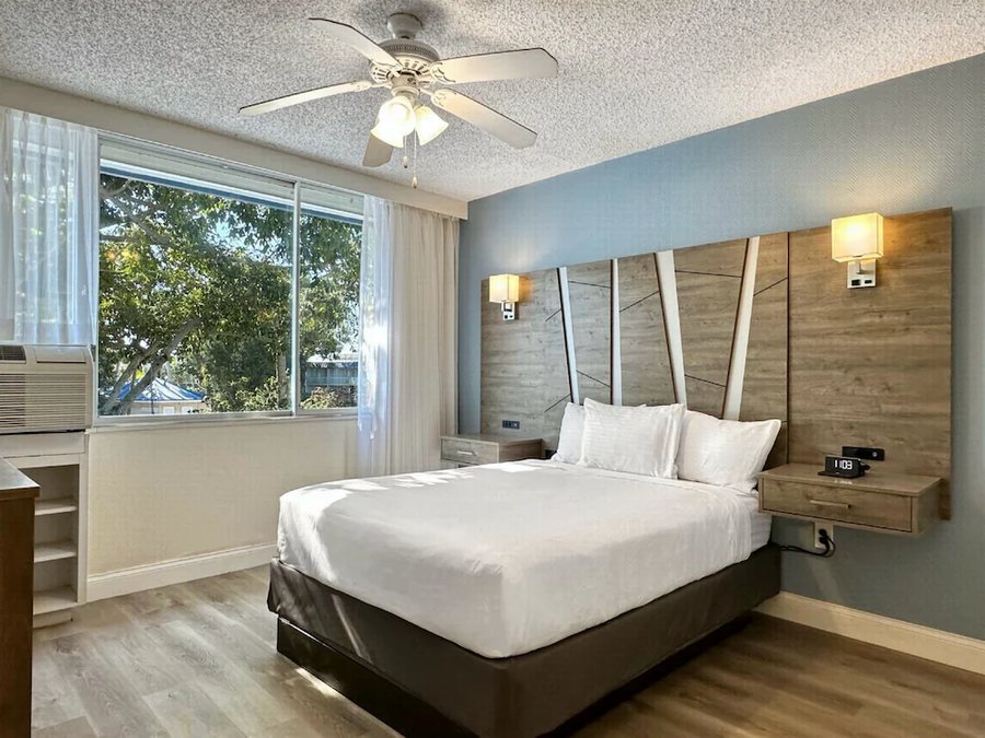 Skybeach Resort — Guest room