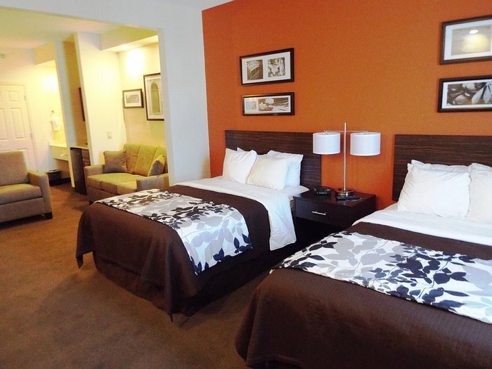 Sleep Inn Durango — Guest room