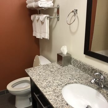 Sleep Inn — Bathroom